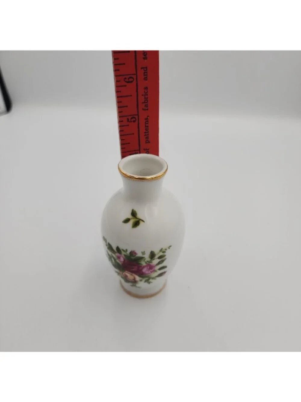 Royal Albert Old Country Roses Small Porcelain Vase 4